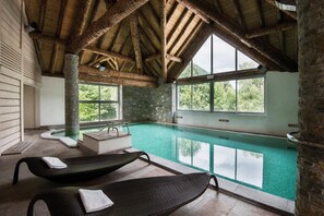 Piscine couverte, piscine chauffée