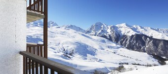 WiFi, 300 m fra skil��jperne, fitness, swimmingpool, balkon, tv, skiboks, 58m²