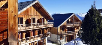 Wifi, fitness, swimming pool, parking, ski locker, 38mÂČ, La Toussuire