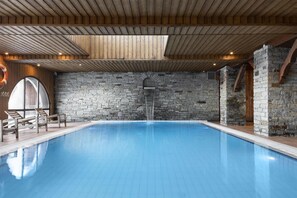 Piscine couverte, piscine chauffée