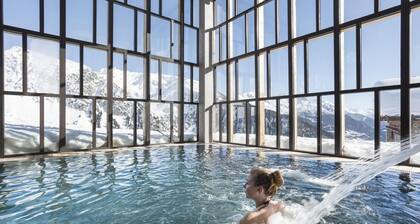 Wifi, pied des pistes de ski, piscine, sauna, hammam, balcon, tĂ©lĂ©vision, casier Ă ski, 56mÂČ
