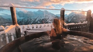 Bain à remous extérieur