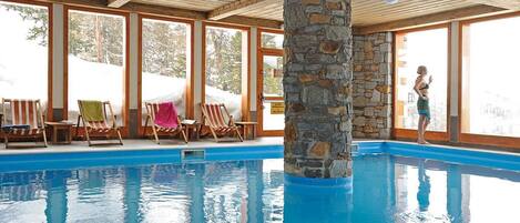 Innenpool, beheizter Pool