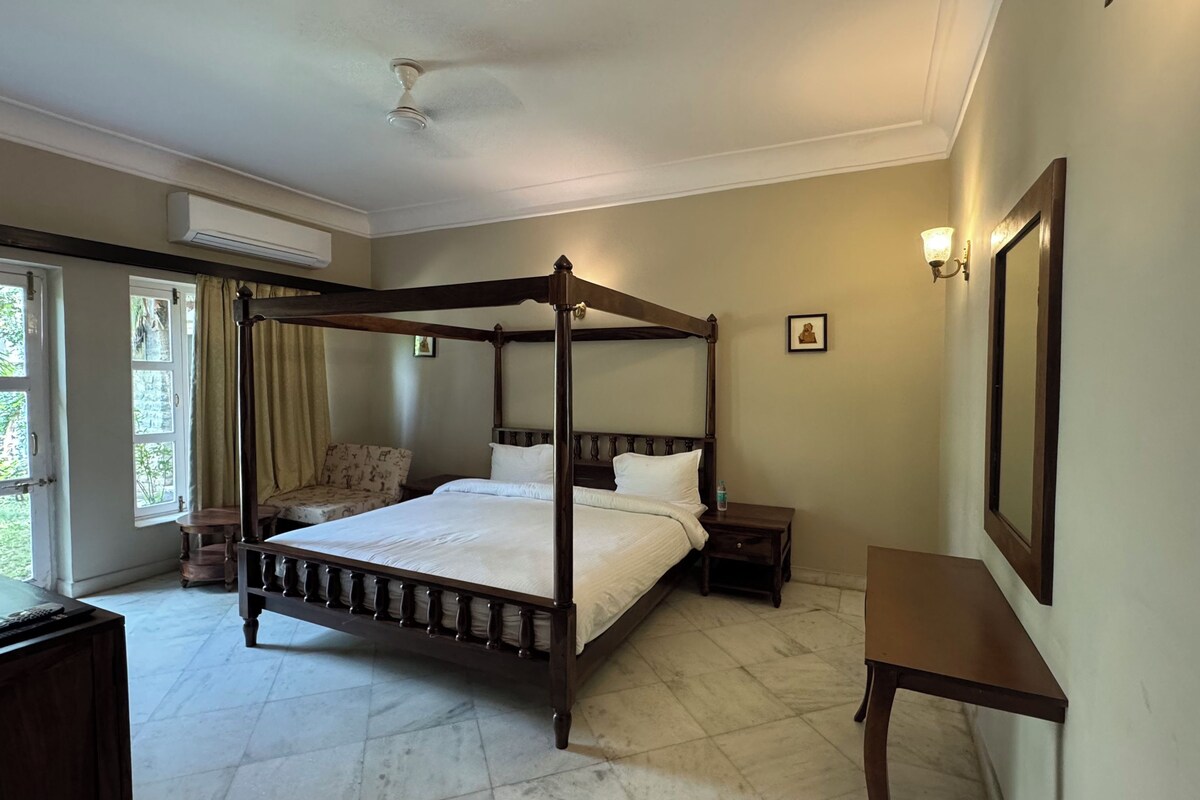  Superior Room with Shared Garden | Ropa de cama 