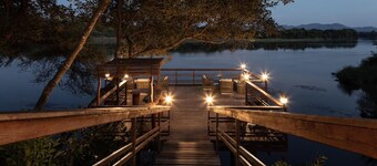 Masaumbezi River Lodge