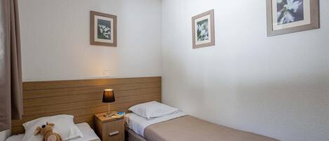1 chambre, accĂšs au Wi-Fi (inclus), literie fournie