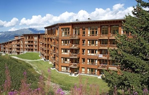 Exterior - Fitness, swimming pool, sauna, hammam, terrace, balcony, tv, ski locker, 60-70m², Les Arcs (Les Arcs)