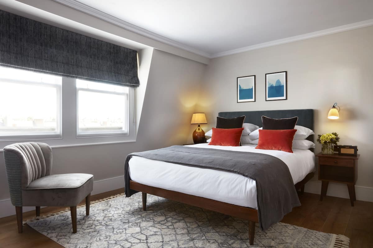 Deluxe Double Room, 1 King Bed | Egyptian cotton sheets, premium bedding, down comforters