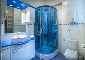 Appartement, 2 chambres, terrasse | Salle de bain