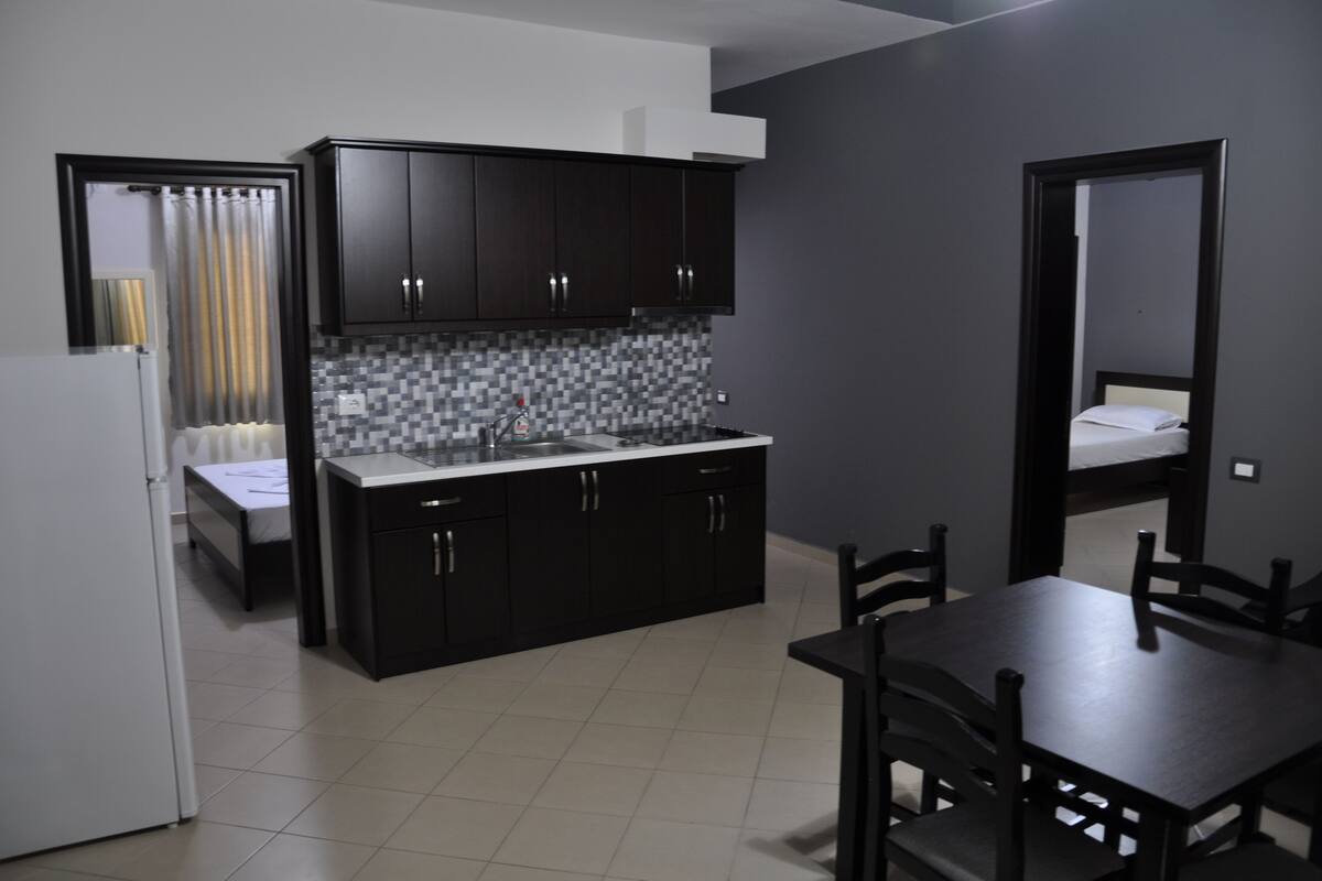 Apartment, 2 Bedrooms | Private kitchenette