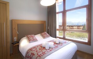 3 bedrooms, free WiFi, bed sheets - Fitness, swimming pool, sauna, hammam, fireplace or stove, tv, ski locker, 76-84m², Les Arcs (Les Arcs)