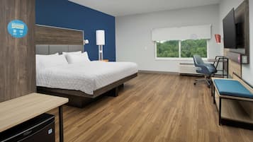 Room, 1 King Bed, Accessible (Roll-In Shower) | Desk, laptop workspace, blackout drapes, iron/ironing board