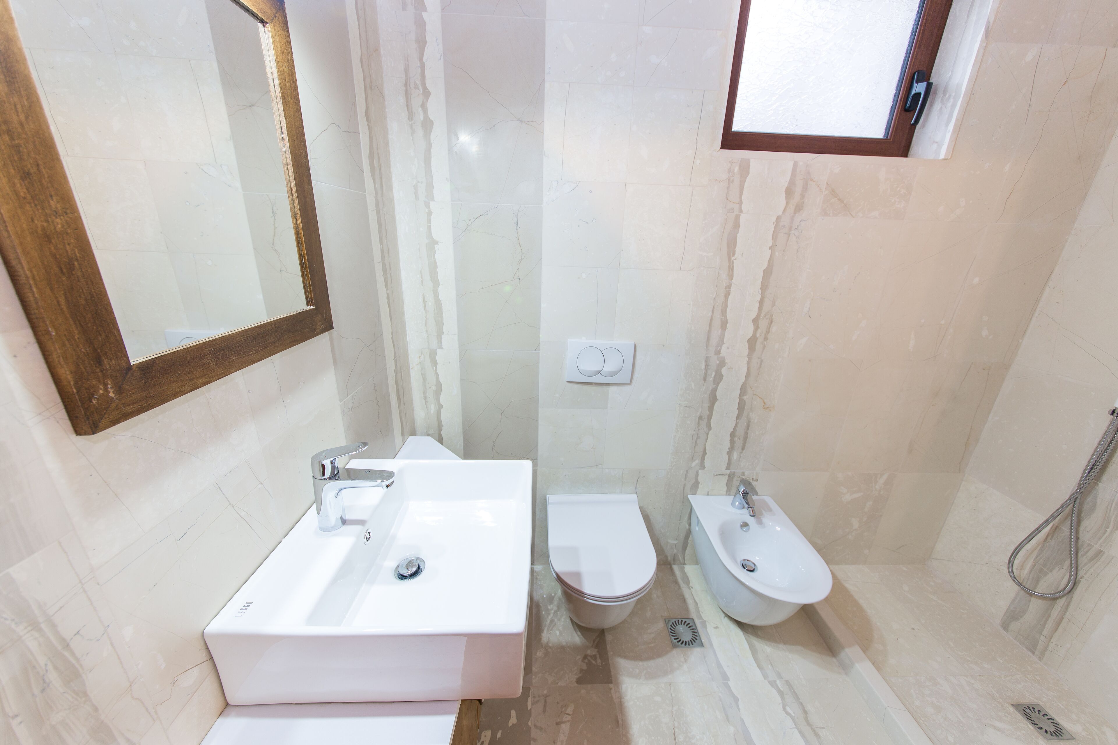 double room, city view | bathroom | shower, free toiletries, hair dryer, towels