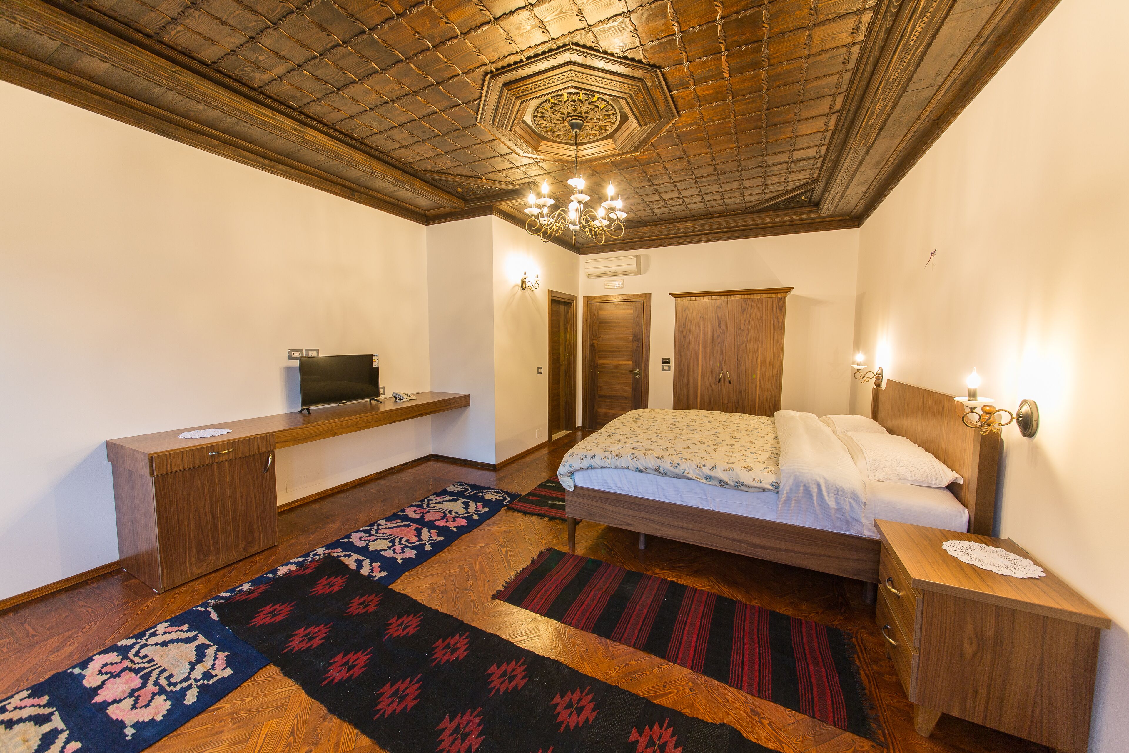 1 bedroom, minibar, desk, soundproofing