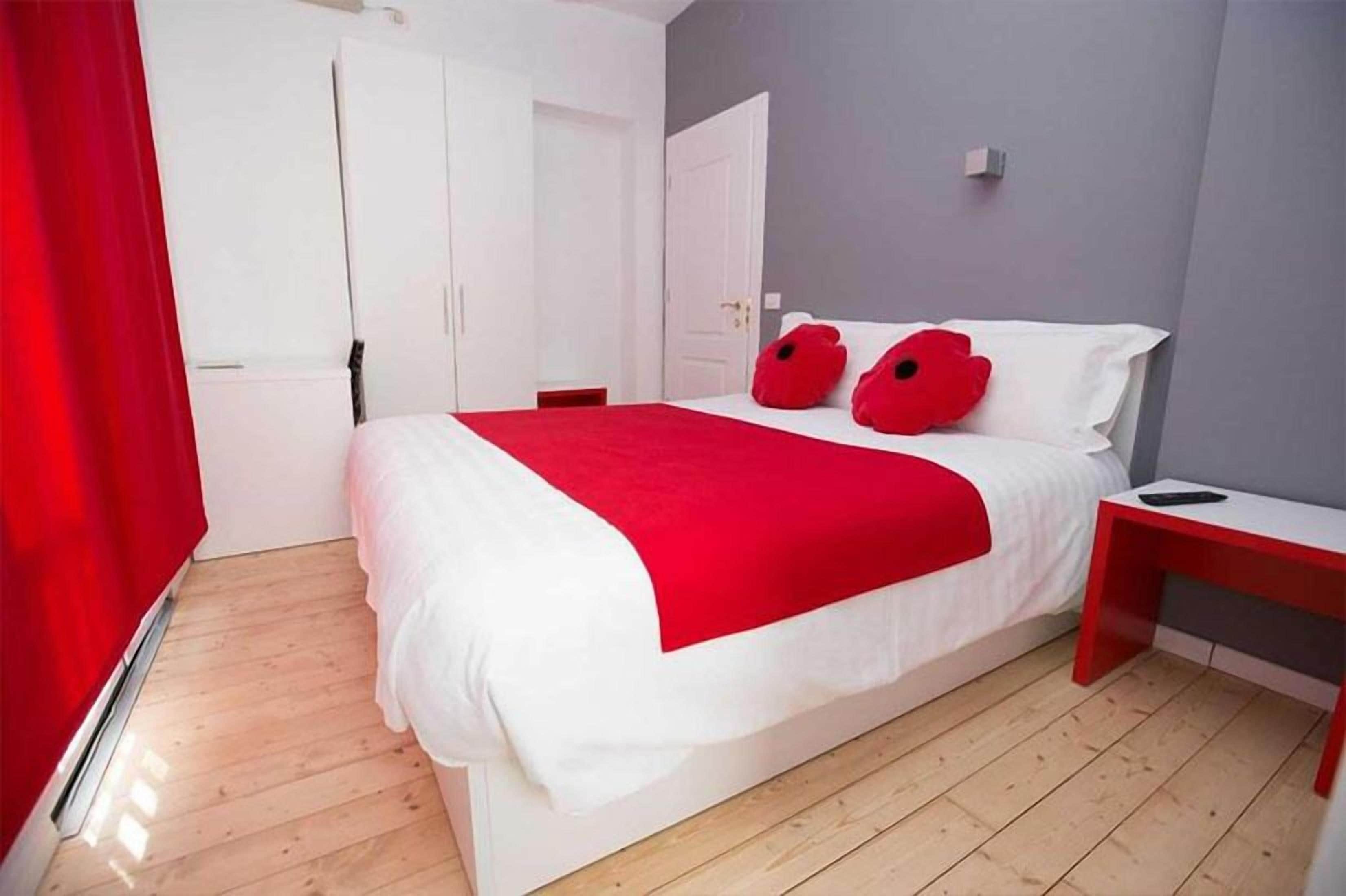 Superior Double Room | Desk, free WiFi, bed sheets