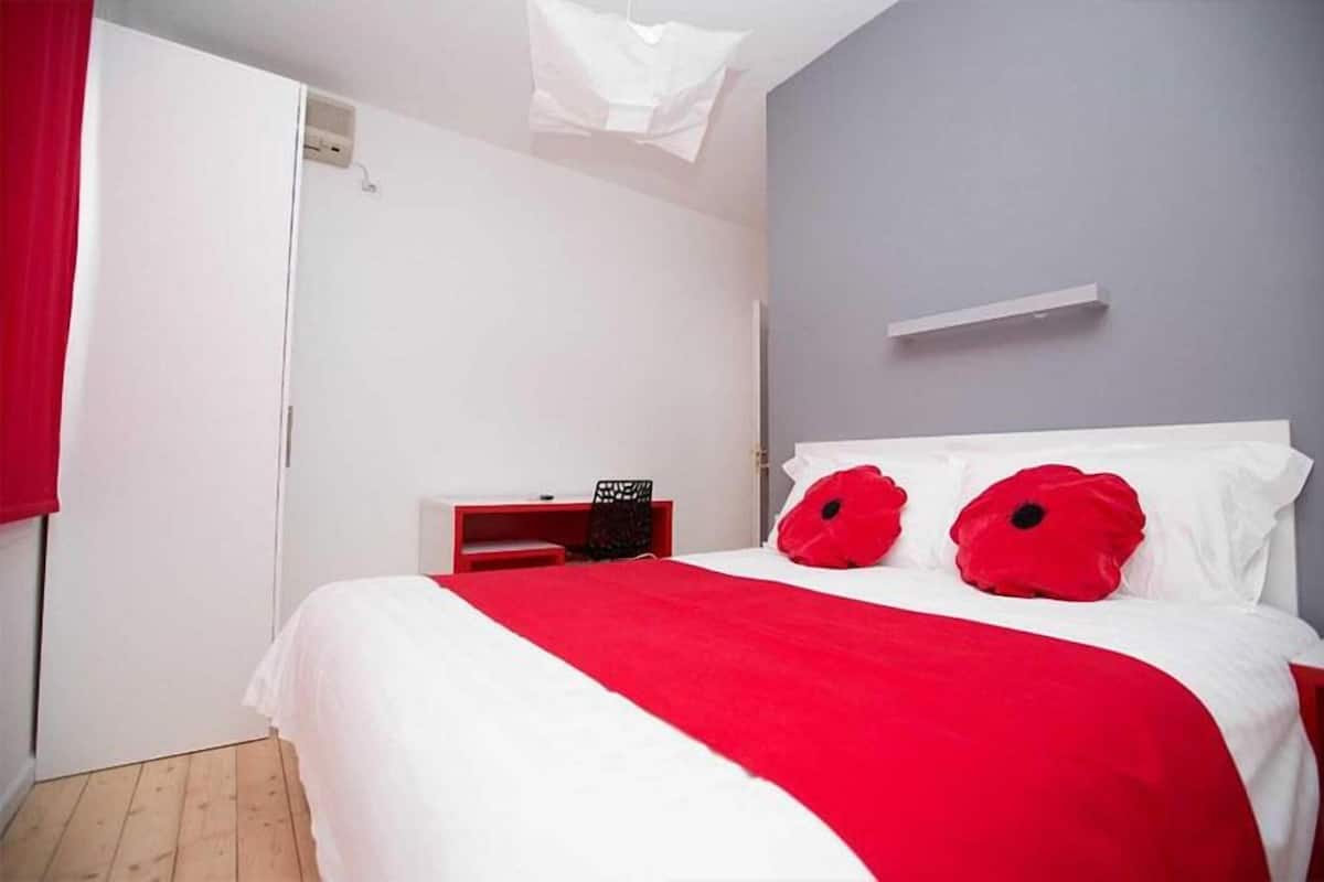 Standard Double Room | 1 bilik tidur, meja, Wi-fi percuma, cadar katil