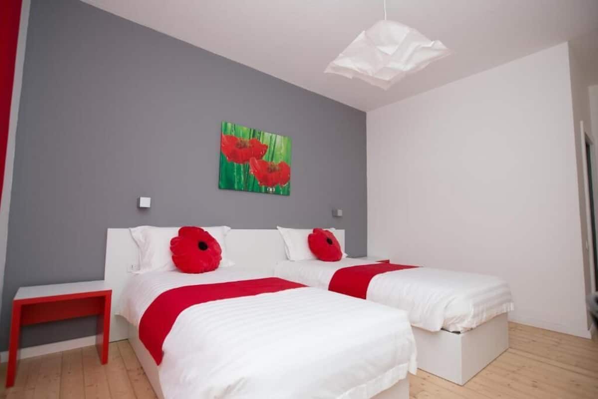 Twin Room | 1 bilik tidur, meja, Wi-fi percuma, cadar katil