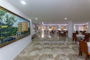 Restaurant - Esal Hotel (Durrës)
