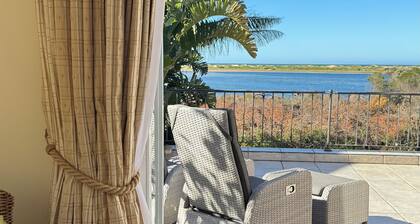 Luxury Ocean View Villa, waterfront with pool -Plettenberg Bay