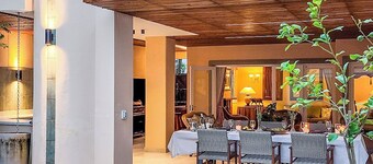 Luxury  Ocean View Villa, waterfront with pool -Plettenberg Bay