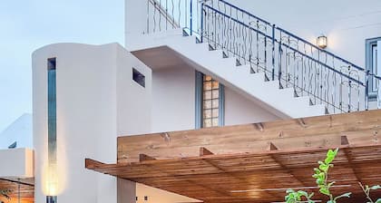 Luxury Ocean View Villa, waterfront with pool -Plettenberg Bay