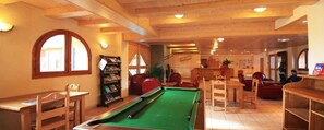 Game room - 300m from resort center, swimming pool, balcony, tv, 50m², Val Cenis (Lanslebourg-Mont-Cenis)