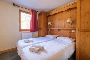 3 bedrooms, free WiFi, bed sheets