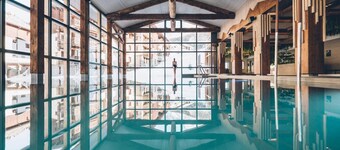 200m from ski slopes, fitness, swimming pool, sauna, hammam, balcony, tv, ski locker, 72m²