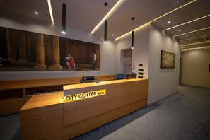 Reception - City Center Hotel (Tirana)