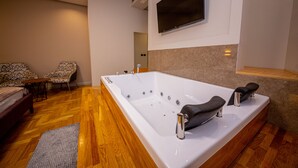 Suite, Hot Tub | Private spa tub - City Center Hotel (Tirana)