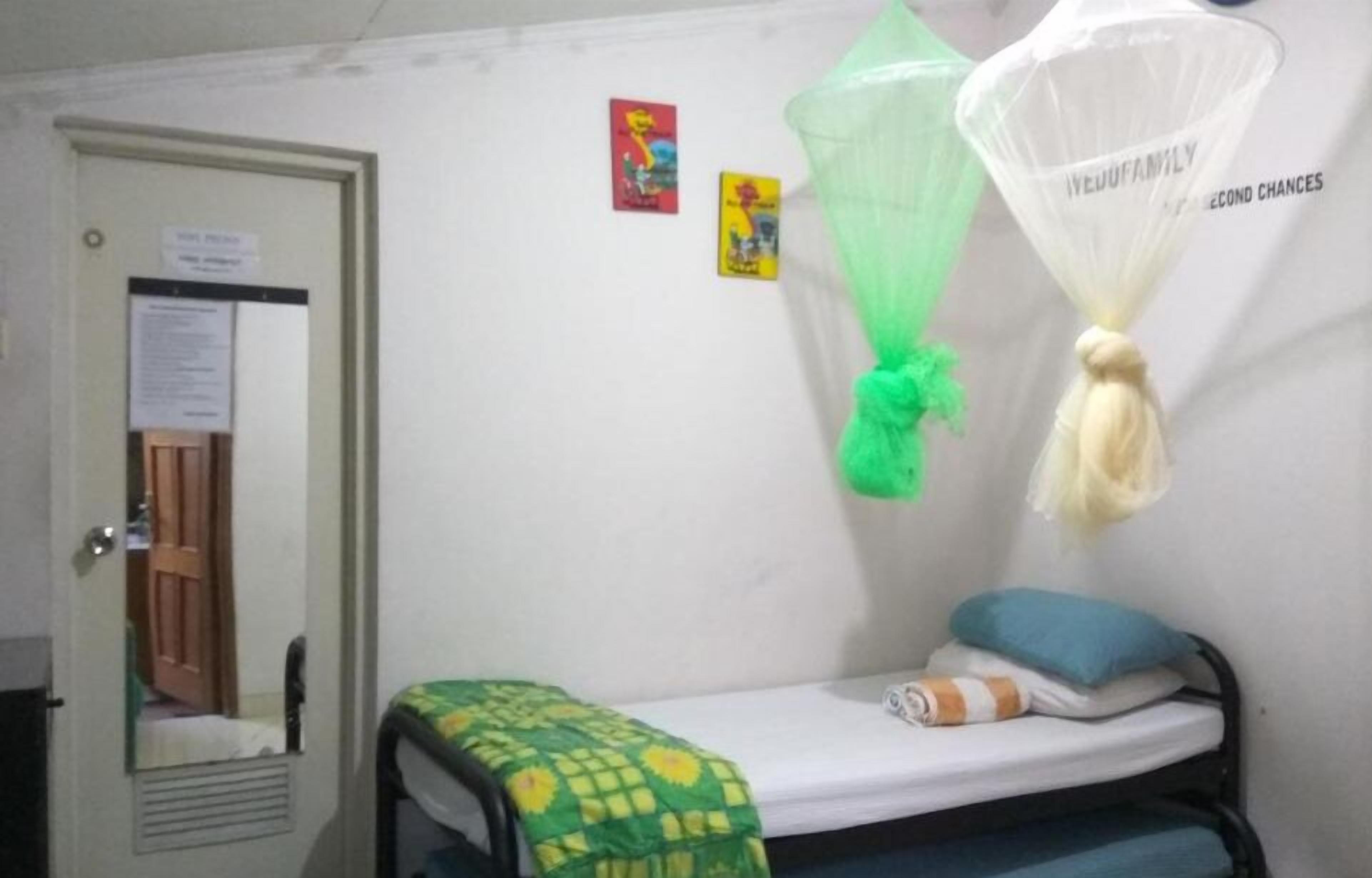 Wifi gratis y ropa de cama