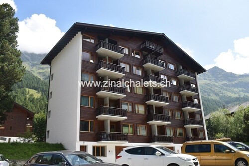 Appartment in a building in Zinal - 1 sofa bed (2 places - 160x200) in the living room - kitchen - 1