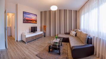 City Apartment, 1 Bedroom, Terrace | Living area
