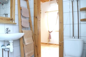 Bathroom - Maison Blanche Ecohouse Berezovka (Berezivka)