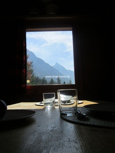 Appartment in a chalet in Zinal - 3 bedrooms with 2 beds - living room - TV broadcasting - kitchen -