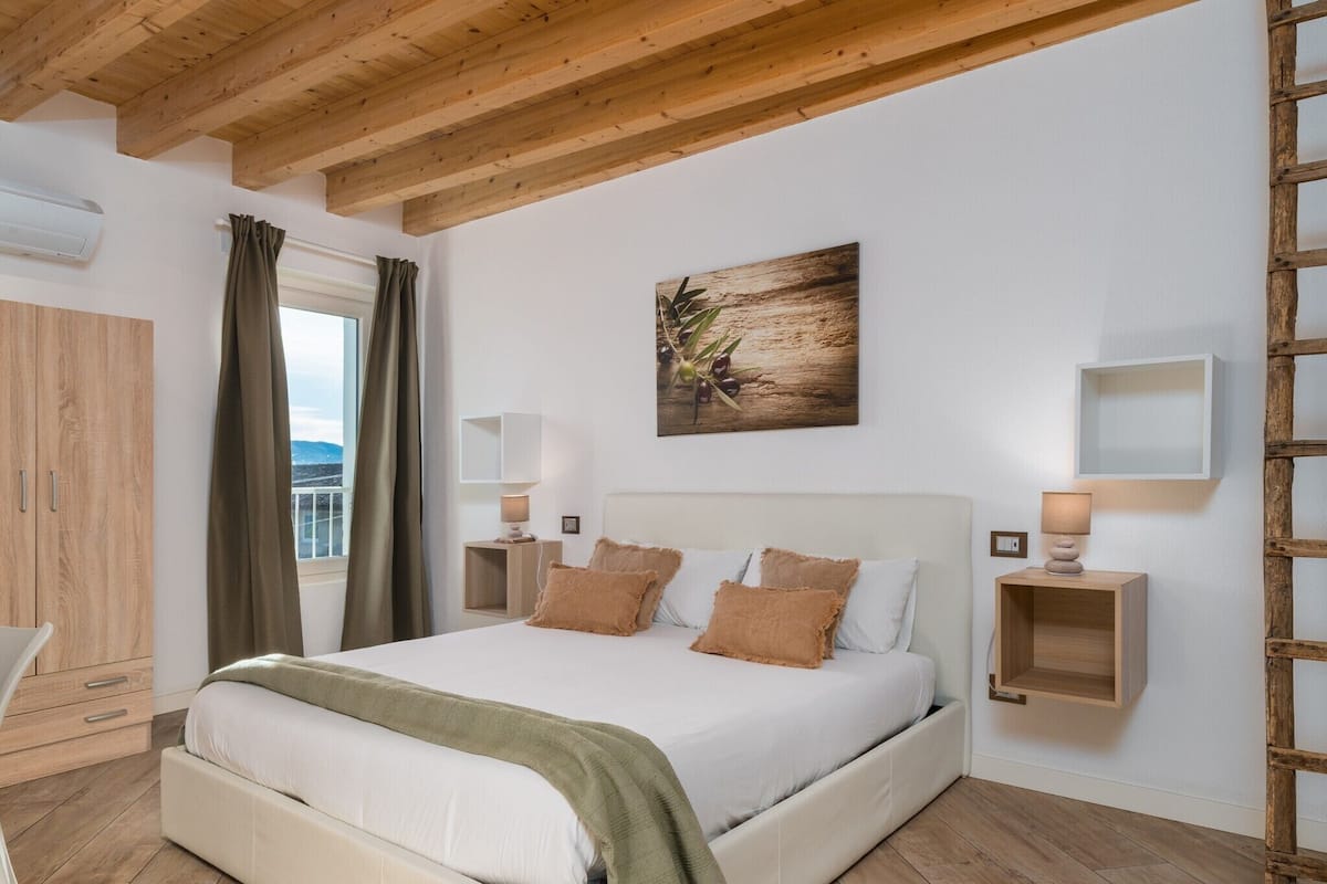 Standard Double Room (L'Ulif) | In-room safe, blackout curtains, free WiFi, bed sheets