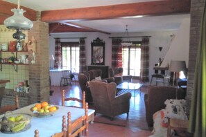 Interior - Casa Rural Viña Arroyo del Galloo (Andújar)