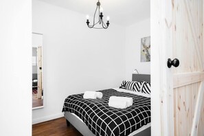 1 sovrum, strykjärn/strykbräda, wi-fi och sängkläder