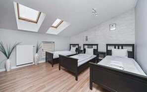 2 chambres, fer et planche à repasser, lit parapluie, Wi-Fi