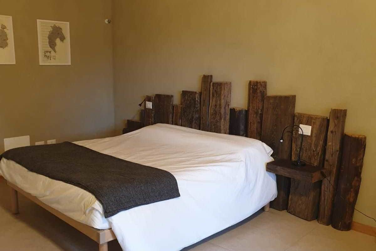Individually decorated, individually furnished, bed sheets