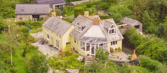 Writing Shed Wales - alpacas, views, fireplace