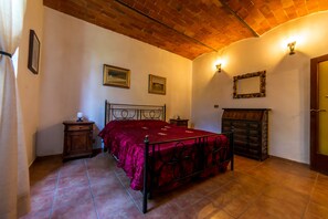 2 chambres, accès au Wi-Fi (inclus), literie fournie