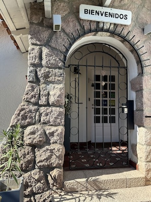 Front of property - Apart Hostería Plaza (La Cumbre)