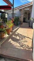 Fachada de la propiedad