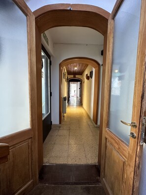 Flat-screen TV - Apart Hostería Plaza (La Cumbre)