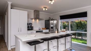 Fridge, microwave, oven, dishwasher