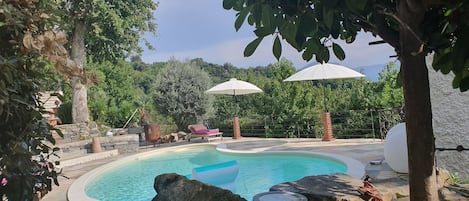 Piscine extérieure, piscine chauffée