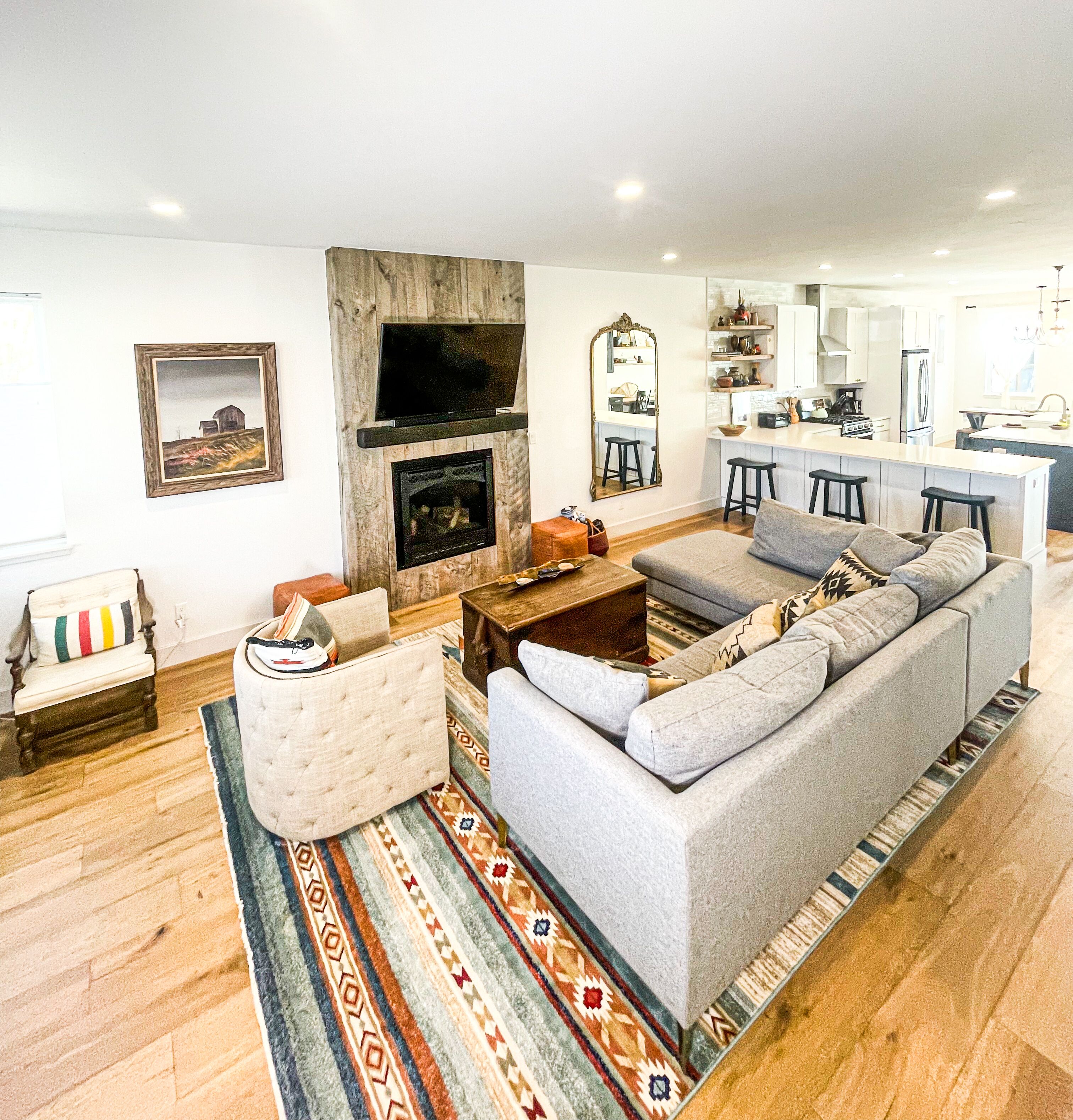 TV connectée, cheminée