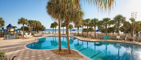 屋内プール、屋外プール