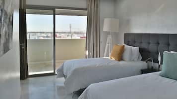 Suite, Balcony (Panorama) | 1 bedroom, premium bedding, individually furnished, soundproofing
